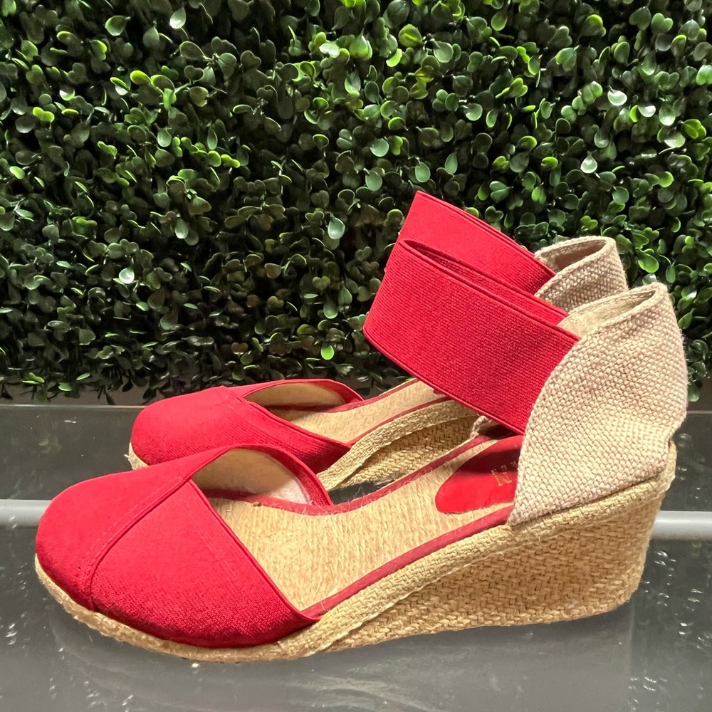 Chala Red and Tan Wedge Sandals